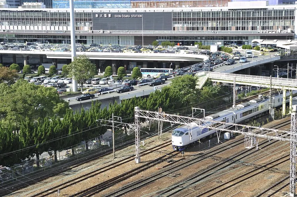 Shin Osaka Station Hotel Annex 3*,