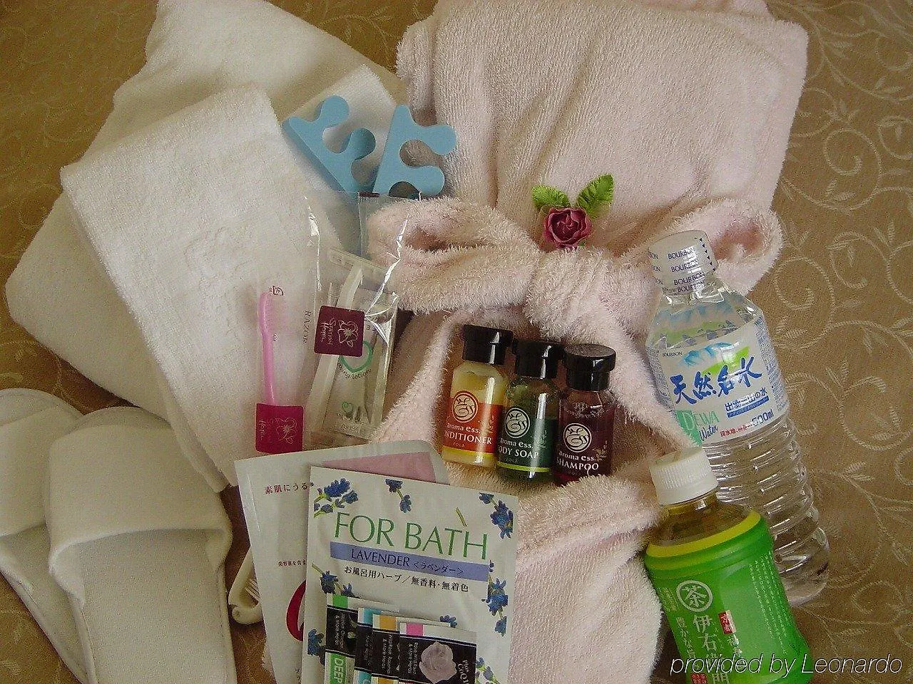 Shin Osaka Station Hotel Annex 3*,  Japonia