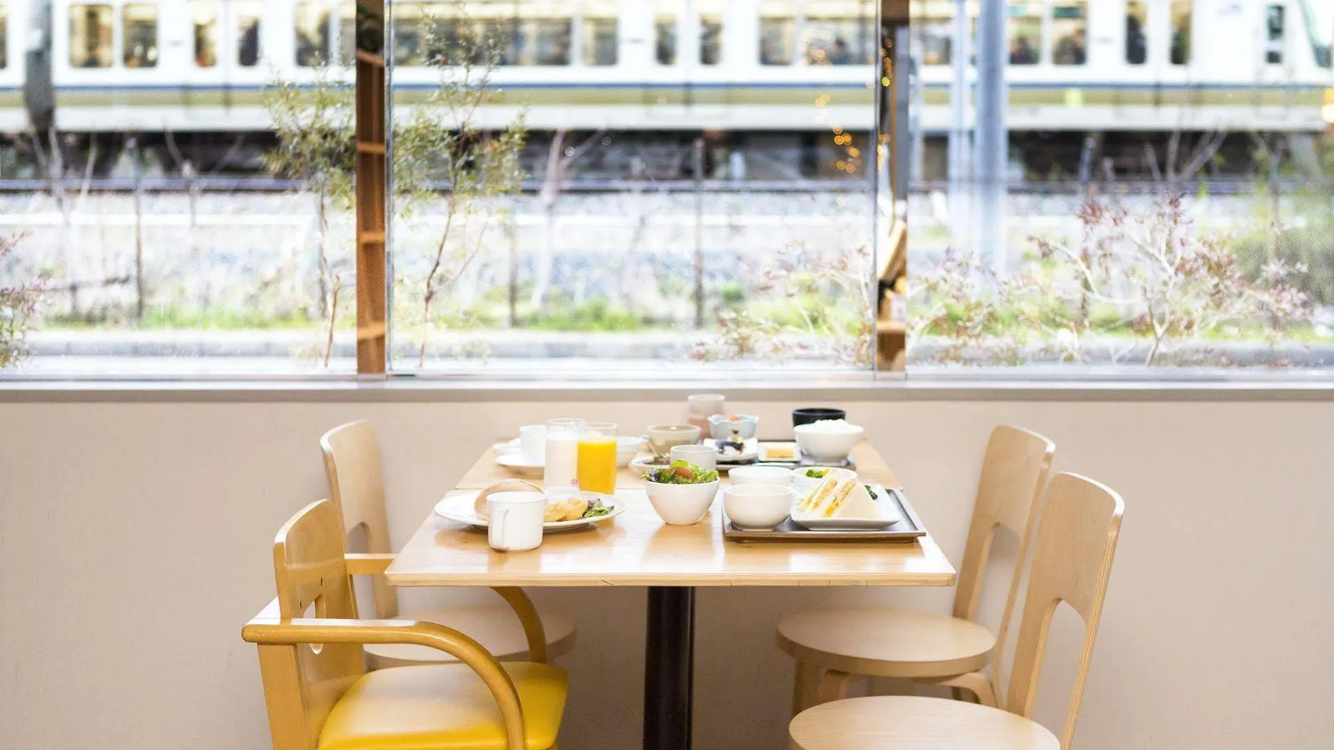 Shin Osaka Station Hotel Annex 3*,